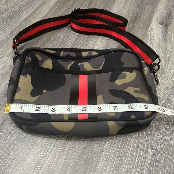 Hadley Neoprene Crossbody Camo Neoprene Fabric Black Red Crossbody Strap - Picture 4 of 8